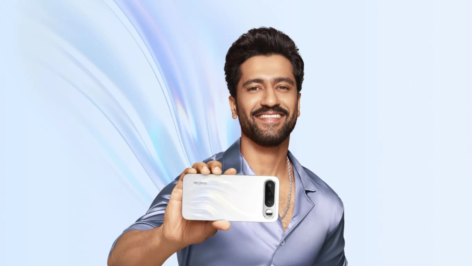 Realme 16 5G selfie mirror design 7000mAh battery