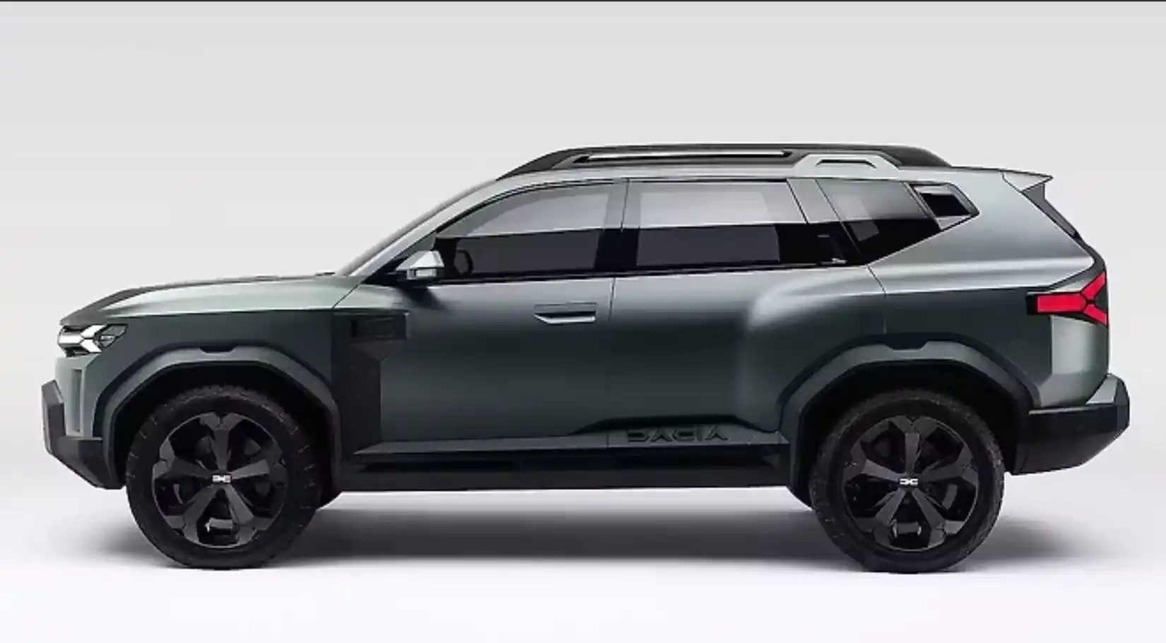 Renault Bigster 7-seater SUV expected for India with hybrid powertrain and rugged design.