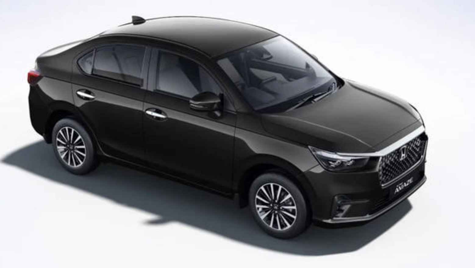 Three automatic cars under 10 lakh in India suitable for city traffic driving