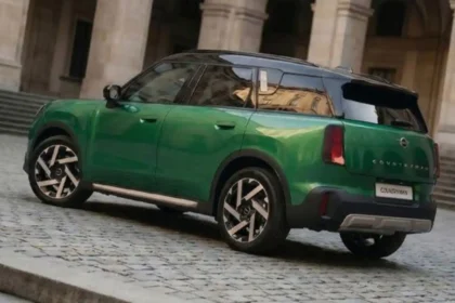 Mini Countryman C luxury SUV in British Racing Green showcasing premium design and compact SUV styling